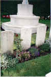 Gunner Ormerod Grave No 3.jpg (78276 bytes)